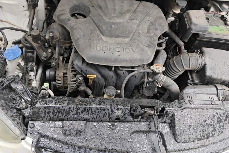 Used Hyundai Elantra (5th Generation / Langdong) 2015 1.6L Automatic Luxury Model Engine Bay