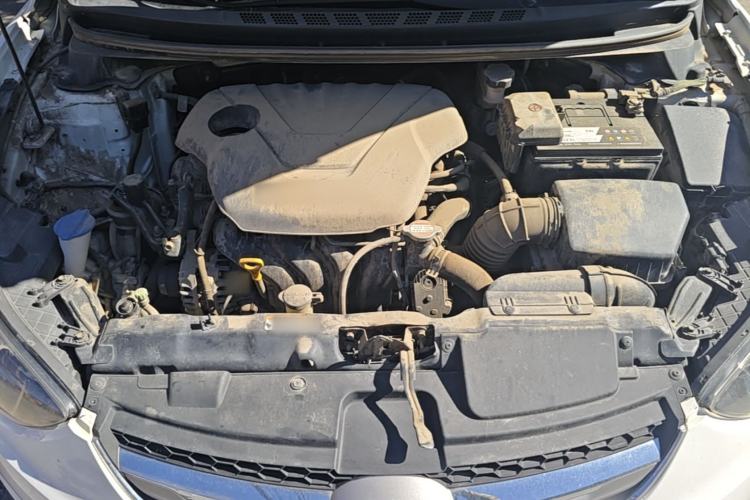 Used Hyundai Elantra (5th Generation / Langdong) 2015 1.6L Automatic Luxury Model Engine Bay