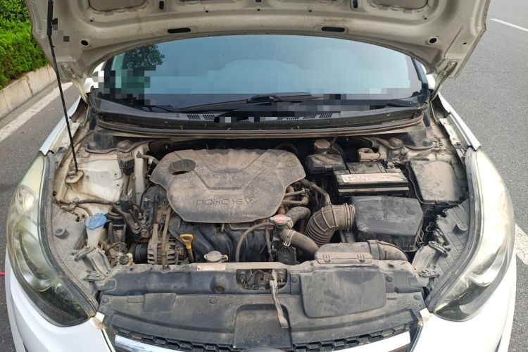 Used Hyundai Elantra (5th Generation / Langdong) 2015 1.6L Automatic Leading Model Engine Bay