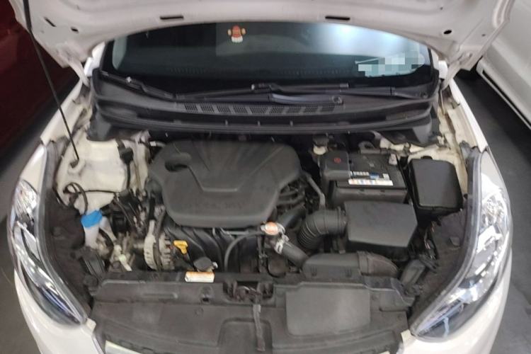 Used Hyundai Elantra (5th Generation / Langdong) 2015 1.6L Automatic Leading Model Engine Bay