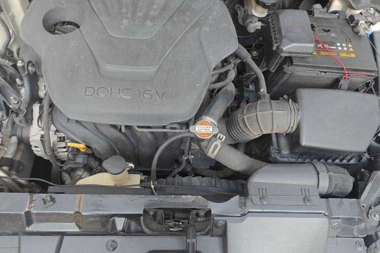 Used Hyundai Elantra (5th Generation / Langdong) 2015 1.6L Automatic Leading Model Engine Bay