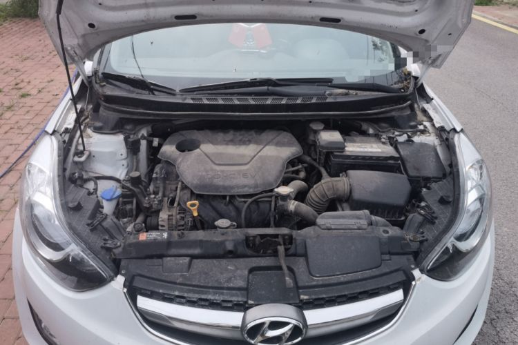 Used Hyundai Elantra (5th Generation / Langdong) 2015 1.6L Manual Leading Model Engine Bay