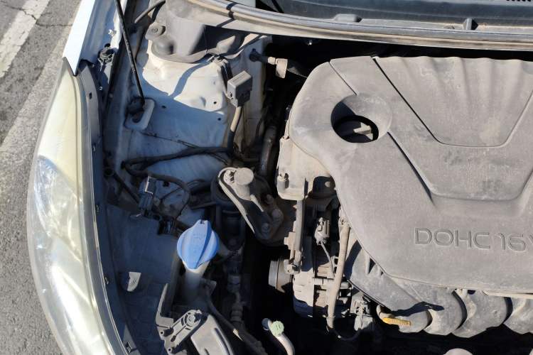 Used Hyundai Elantra (5th Generation / Langdong) 2015 1.6L Manual Leading Model Engine Bay Right