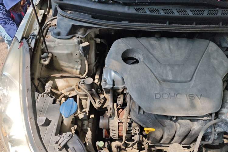 Used Hyundai Elantra (5th Generation / Langdong) 2015 1.6L Automatic Leading Model Engine Bay Right