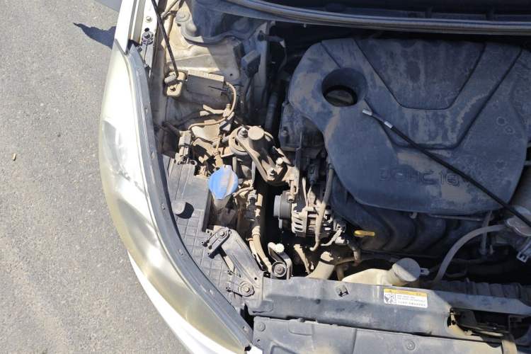 Used Hyundai Elantra (5th Generation / Langdong) 2015 1.6L Automatic Leading Model Engine Bay Right