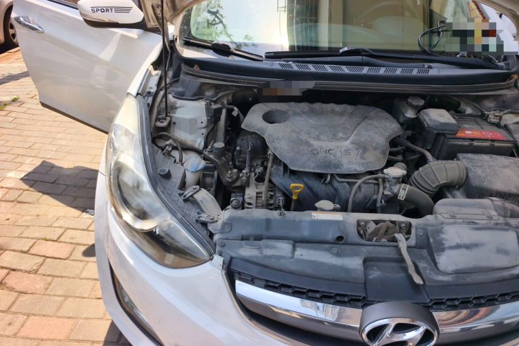 Used Hyundai Elantra (5th Generation / Langdong) 2015 1.6L Manual Leading Model Engine Bay Right