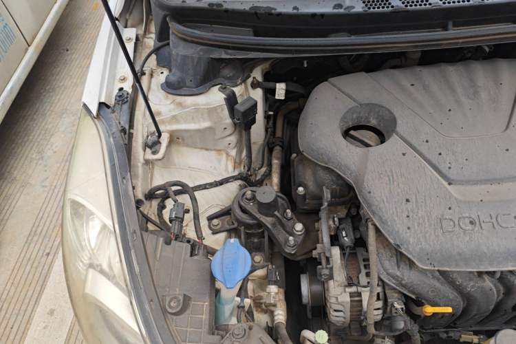 Used Hyundai Elantra (5th Generation / Langdong) 2015 1.6L Automatic Leading Model Engine Bay Right