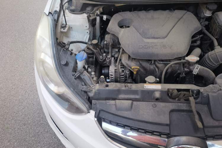 Used Hyundai Elantra (5th Generation / Langdong) 2015 1.6L Automatic Leading Model Engine Bay Right