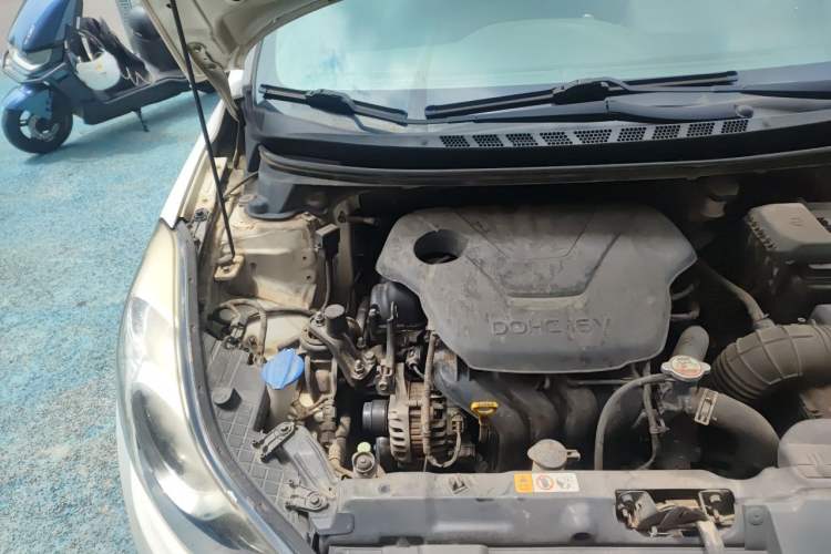 Used Hyundai Elantra (5th Generation / Langdong) 2015 1.6L Automatic Fashion Model Engine Bay Right
