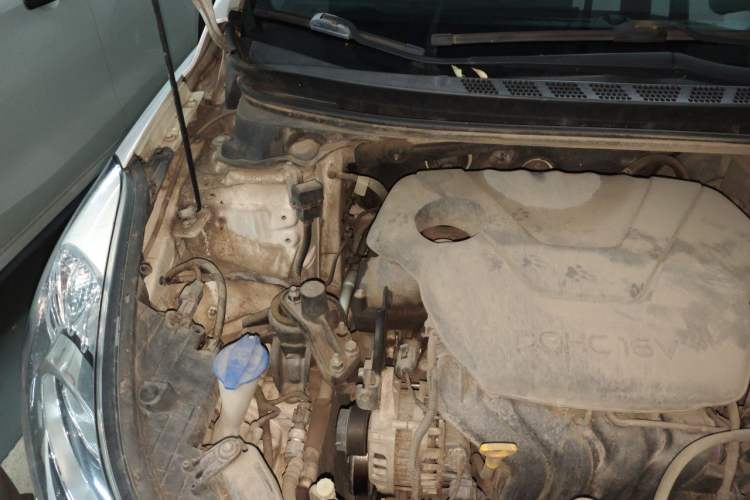 Used Hyundai Elantra (5th Generation / Langdong) 2015 1.6L Automatic Luxury Model Engine Bay Right