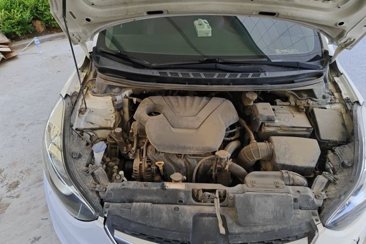 Used Hyundai Elantra (5th Generation / Langdong) 2015 1.6L Automatic Leading Model Engine Bay Right