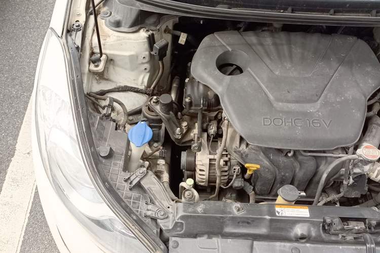 Used Hyundai Elantra (5th Generation / Langdong) 2015 1.6L Automatic Leading Model Engine Bay Right