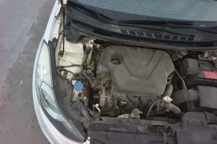 Used Hyundai Elantra (5th Generation / Langdong) 2015 1.6L Manual Leading Model Engine Bay Right