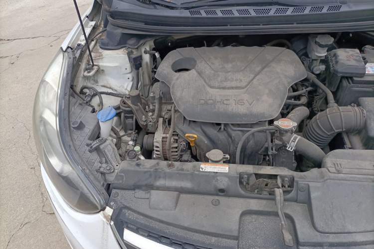 Used Hyundai Elantra (5th Generation / Langdong) 2015 1.6L Automatic Leading Model Engine Bay Right