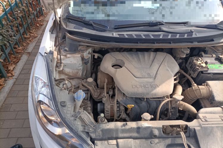 Used Hyundai Elantra (5th Generation / Langdong) 2015 1.6L Automatic Fashion Model Engine Bay Right