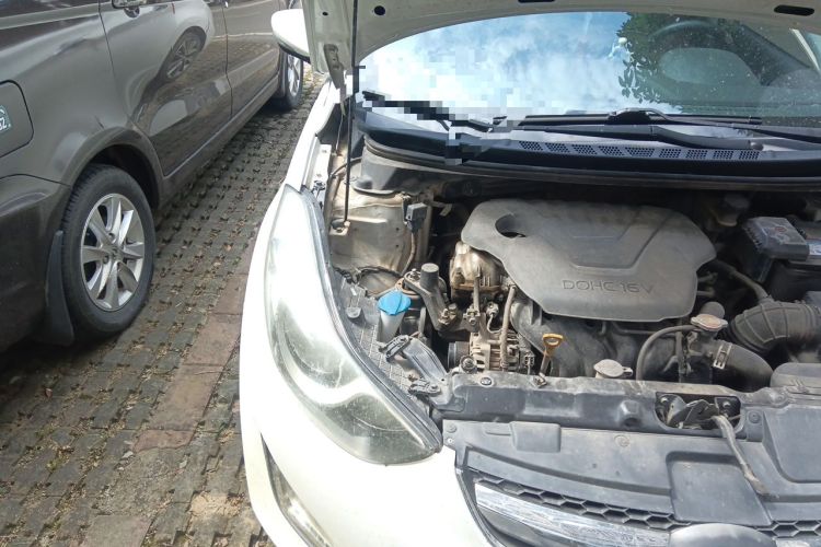 Used Hyundai Elantra (5th Generation / Langdong) 2015 1.6L Automatic Leading Model Engine Bay Right
