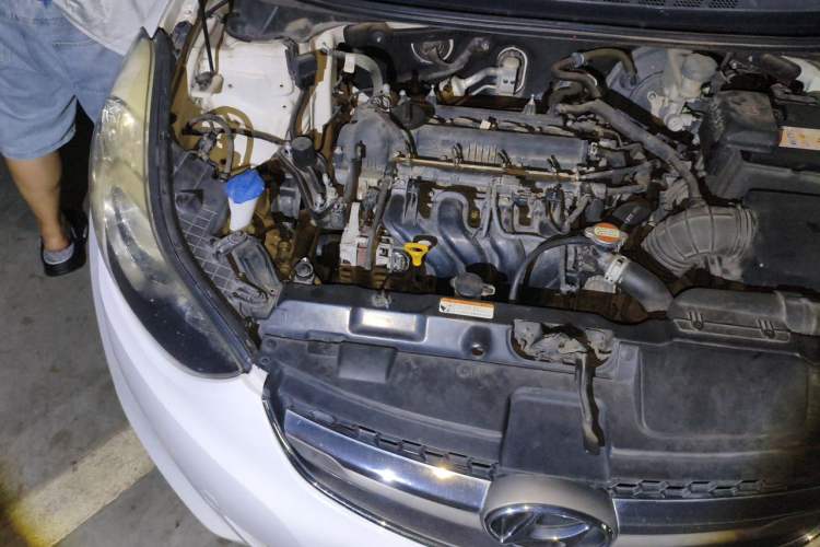 Used Hyundai Elantra (5th Generation / Langdong) 2015 1.6L Automatic Leading Model Engine Bay Right
