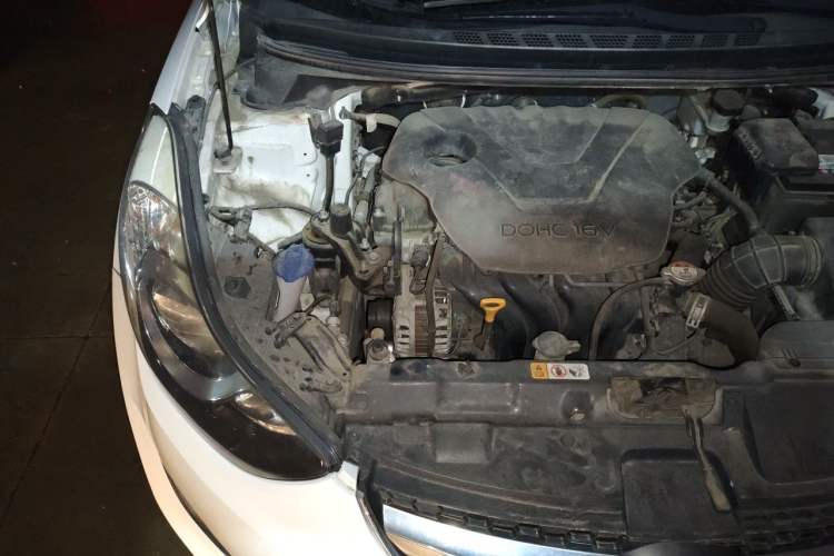 Used Hyundai Elantra (5th Generation / Langdong) 2015 1.6L Manual Leading Model Engine Bay Right