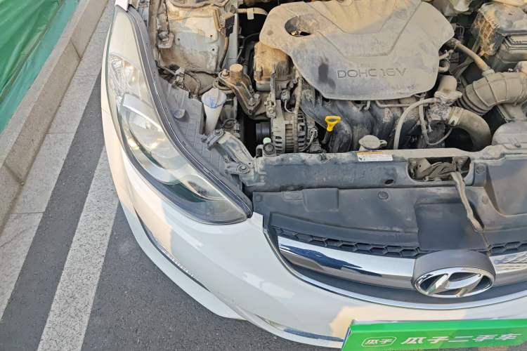 Used Hyundai Elantra (5th Generation / Langdong) 2015 1.6L Manual Leading Model Engine Bay Right