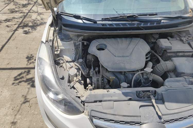 Used Hyundai Elantra (5th Generation / Langdong) 2015 1.6L Manual Fashion Edition Engine Bay Right