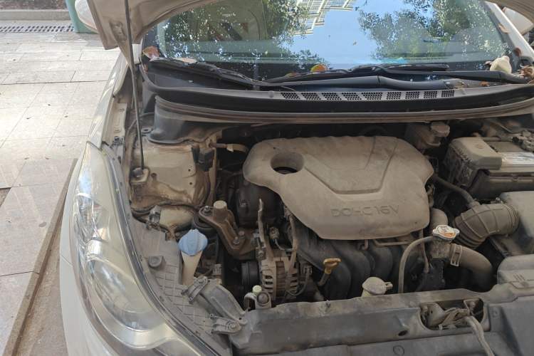 Used Hyundai Elantra (5th Generation / Langdong) 2015 1.6L Automatic Leading Model Engine Bay Right
