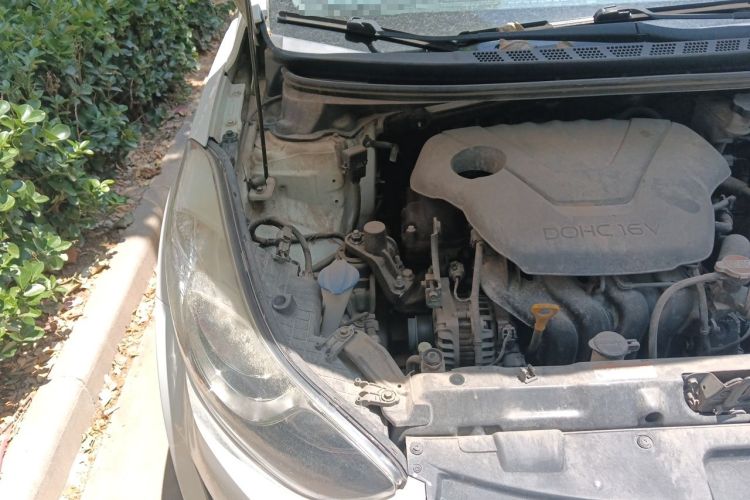Used Hyundai Elantra (5th Generation / Langdong) 2015 1.6L Manual Leading Model Engine Bay Right