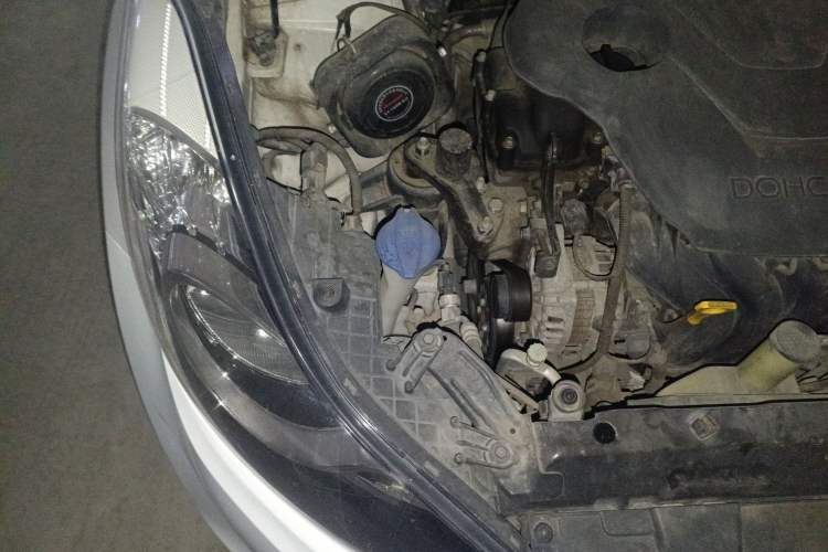 Used Hyundai Elantra (5th Generation / Langdong) 2015 1.6L Automatic Leading Model Engine Bay Right