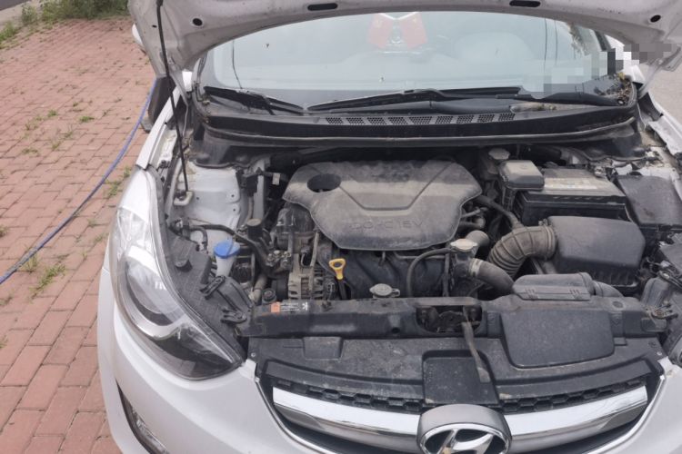 Used Hyundai Elantra (5th Generation / Langdong) 2015 1.6L Manual Leading Model Engine Bay Right
