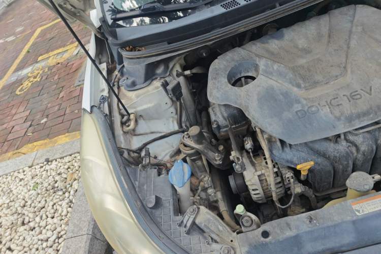Used Hyundai Elantra (5th Generation / Langdong) 2015 1.6L Automatic Leading Model Engine Bay Right