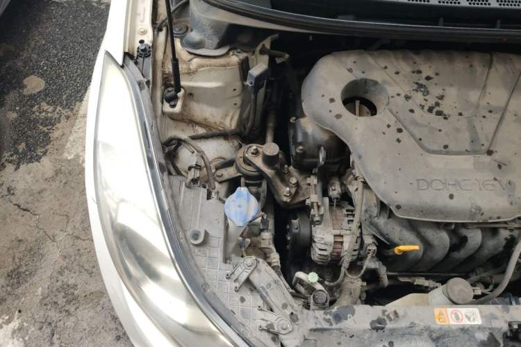 Used Hyundai Elantra (5th Generation / Langdong) 2015 1.6L Automatic Leading Model Engine Bay Right