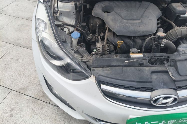 Used Hyundai Elantra (5th Generation / Langdong) 2015 1.6L Automatic Leading Model Engine Bay Right