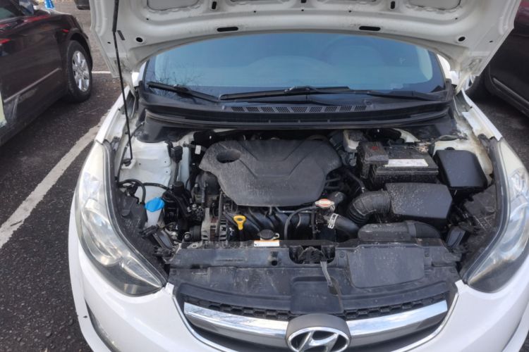 Used Hyundai Elantra (5th Generation / Langdong) 2015 1.6L Automatic Luxury Model Engine Bay Right