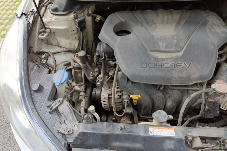Used Hyundai Elantra (5th Generation / Langdong) 2015 1.6L Automatic Leading Model Engine Bay Right