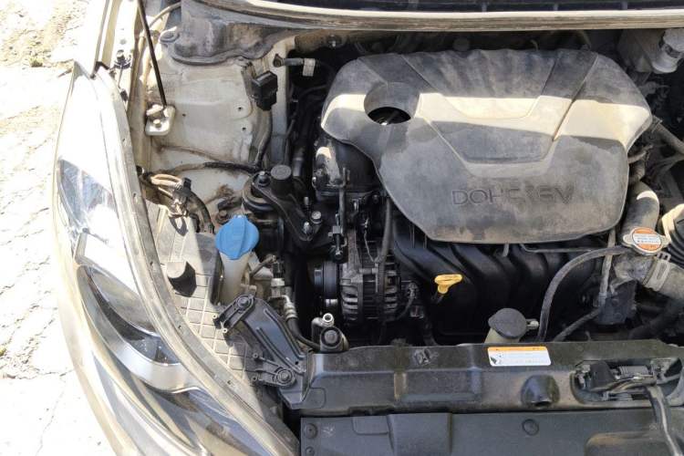Used Hyundai Elantra (5th Generation / Langdong) 2015 1.6L Automatic Leading Model Engine Bay Right