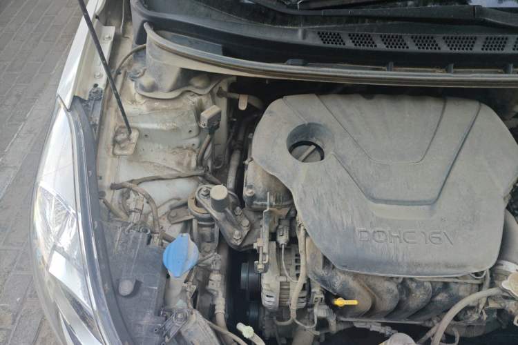 Used Hyundai Elantra (5th Generation / Langdong) 2015 1.6L Automatic Fashion Model Engine Bay Right