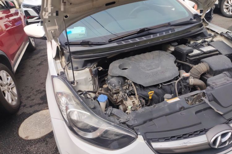 Used Hyundai Elantra (5th Generation / Langdong) 2015 1.6L Manual Leading Model Engine Bay Right