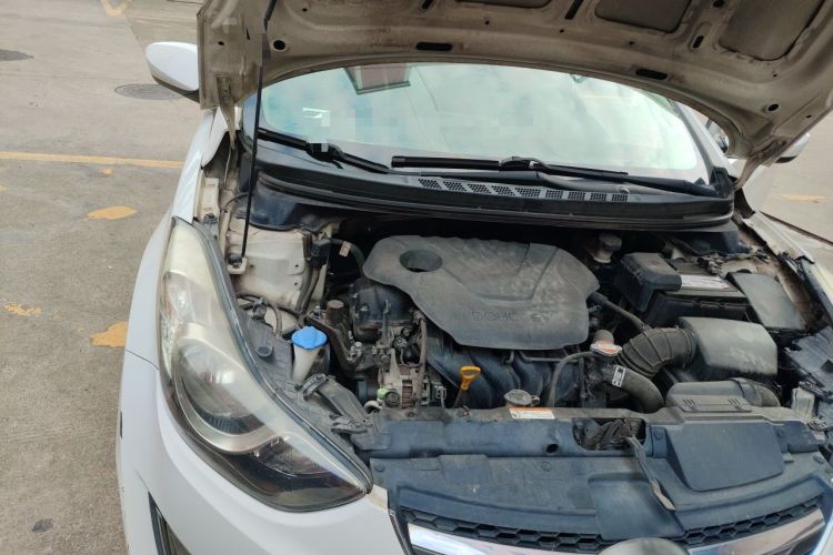 Used Hyundai Elantra (5th Generation / Langdong) 2015 1.6L Automatic Fashion Model Engine Bay Right