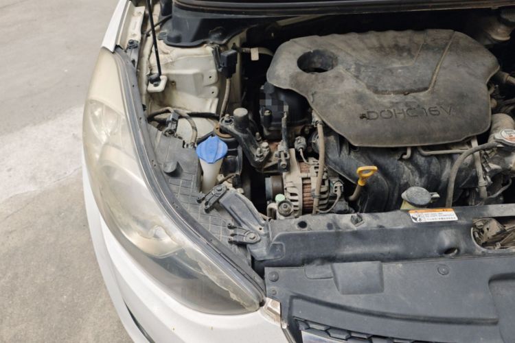 Used Hyundai Elantra (5th Generation / Langdong) 2015 1.6L Manual Leading Model Engine Bay Right