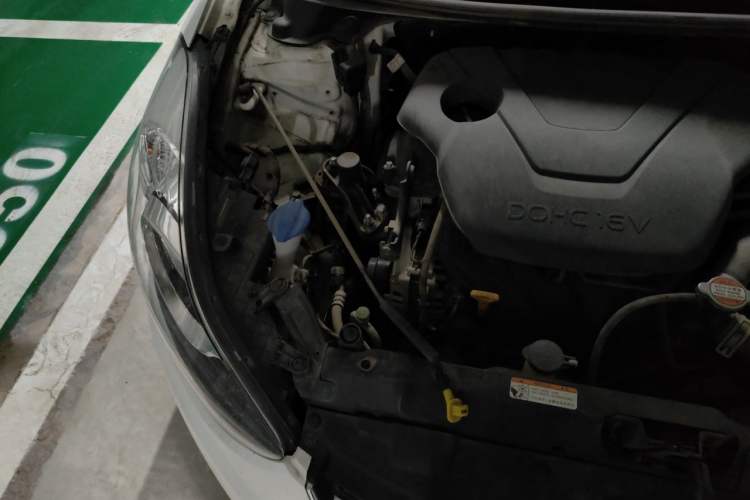 Used Hyundai Elantra (5th Generation / Langdong) 2015 1.6L Manual Leading Model Engine Bay Right