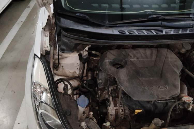 Used Hyundai Elantra (5th Generation / Langdong) 2015 1.6L Automatic Leading Model Engine Bay Right