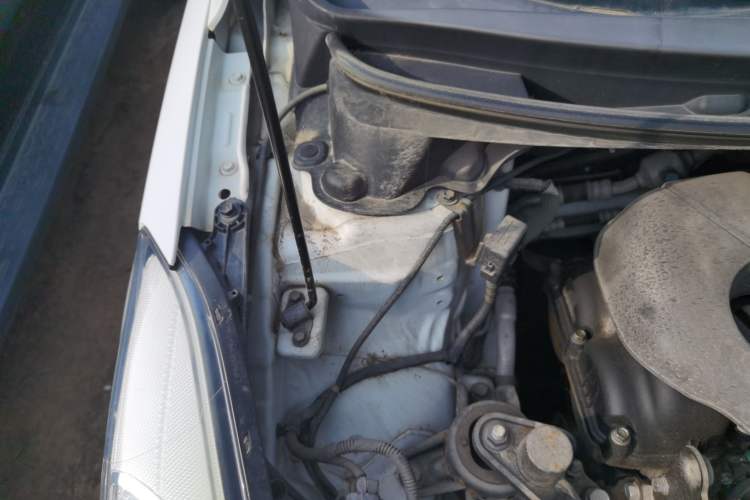 Used Hyundai Elantra (5th Generation / Langdong) 2015 1.6L Automatic Fashion Model Engine Bay Right