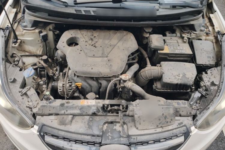 Used Hyundai Elantra (5th Generation / Langdong) 2015 1.6L Automatic Leading Model Engine Bay