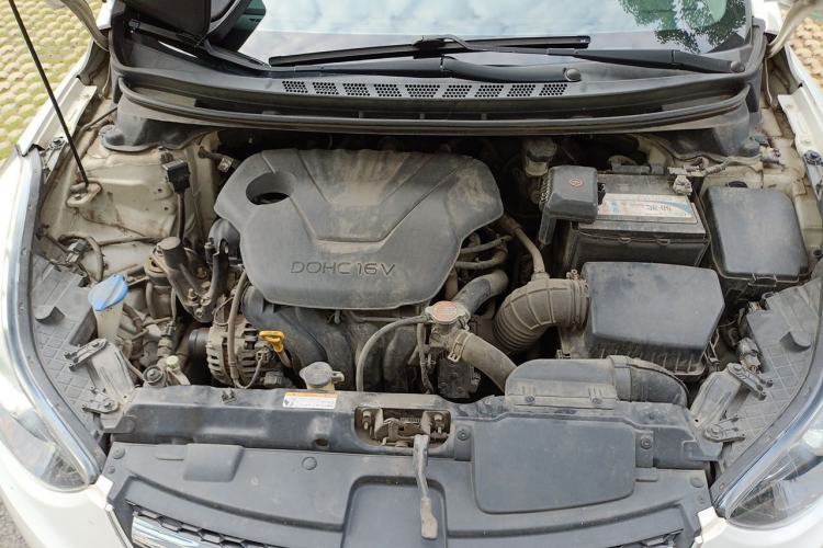 Used Hyundai Elantra (5th Generation / Langdong) 2015 1.6L Automatic Leading Model Engine Bay