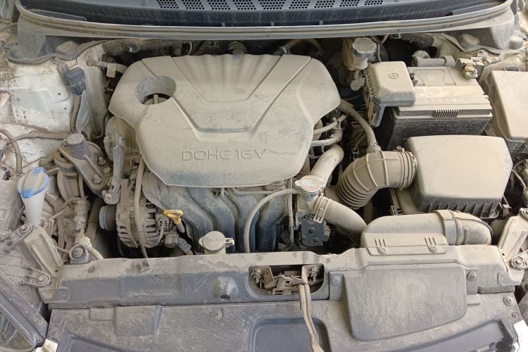 Used Hyundai Elantra (5th Generation / Langdong) 2015 1.6L Automatic Fashion Model Engine Bay