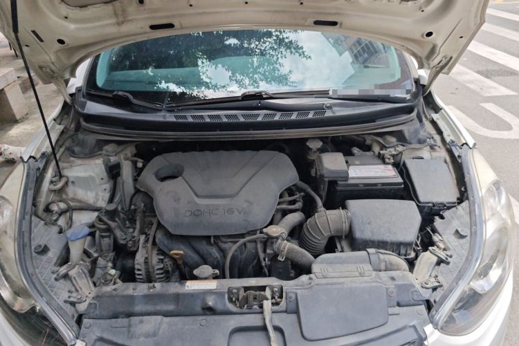 Used Hyundai Elantra (5th Generation / Langdong) 2015 1.6L Automatic Leading Model Engine Bay