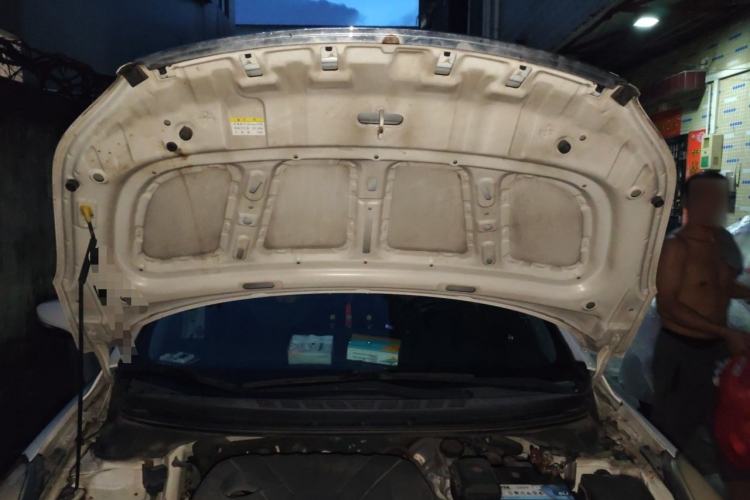 Used Hyundai Elantra (5th Generation / Langdong) 2015 1.6L Automatic Luxury Model Engine Bay