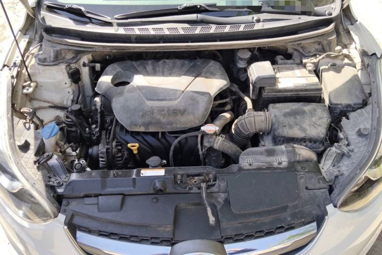 Used Hyundai Elantra (5th Generation / Langdong) 2015 1.6L Automatic Leading Model Engine Bay