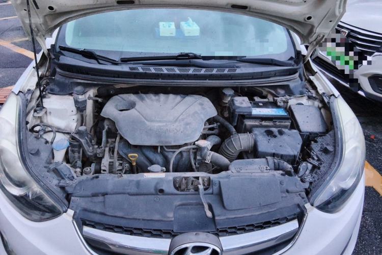 Used Hyundai Elantra (5th Generation / Langdong) 2015 1.6L Manual Leading Model Engine Bay