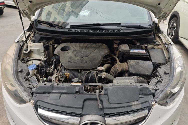 Used Hyundai Elantra (5th Generation / Langdong) 2015 1.6L Manual Leading Model Engine Bay