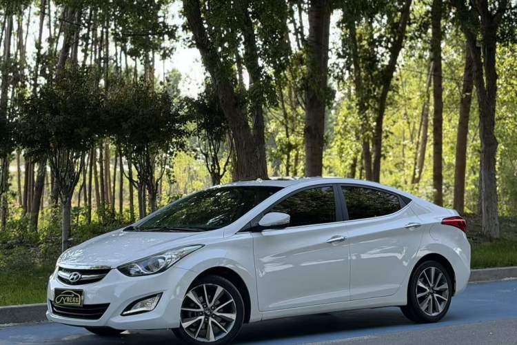 Used Hyundai Elantra (5th Generation / Langdong) 2015 1.6L Automatic Leading Model Exterior 2